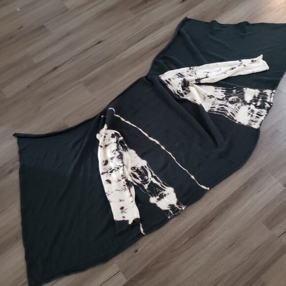 Krista Larson Black & White Hand Dyes Open Cardigan Loose Knit. OS. Asymmetrical - Picture 11 of 16